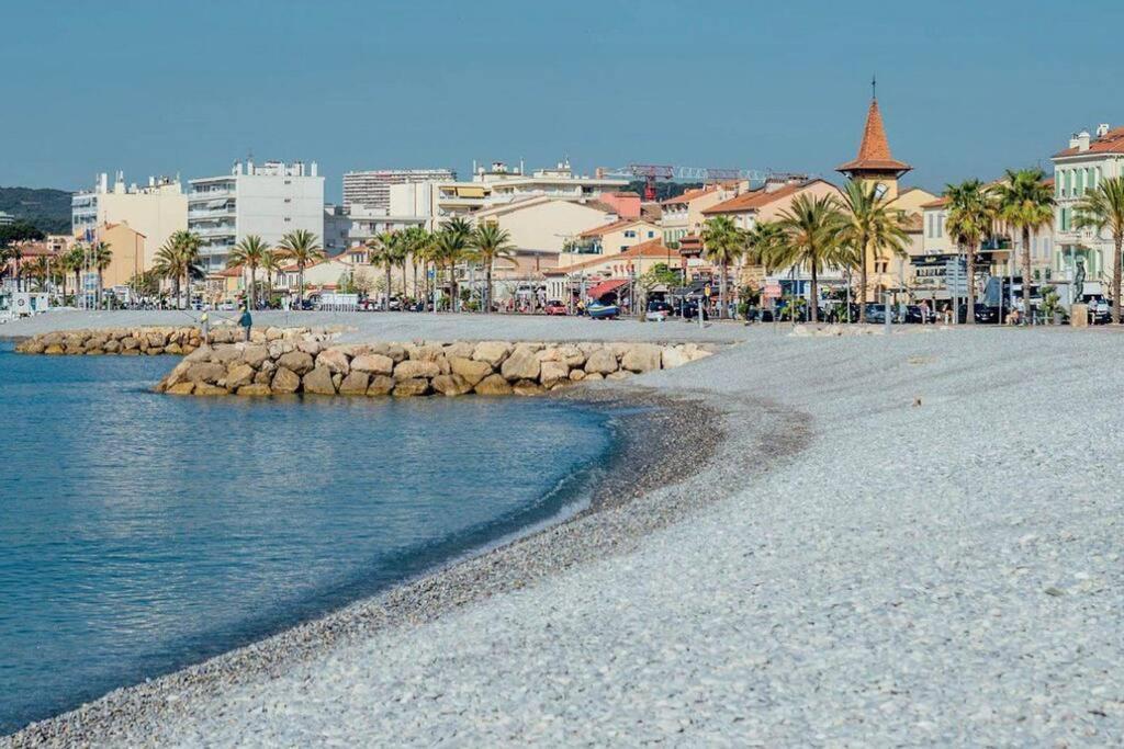 Appartement Bord De Mer « La Petite Ma-Line » Cagnes-sur-Mer Exterior foto